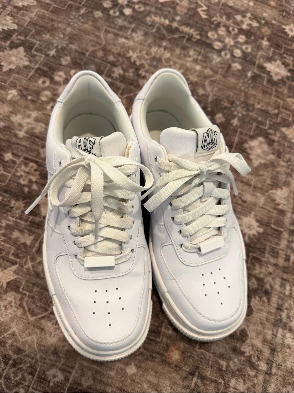 White Women's Leather Sneakers - Classic Low-Top Style - Picture 16 of 16